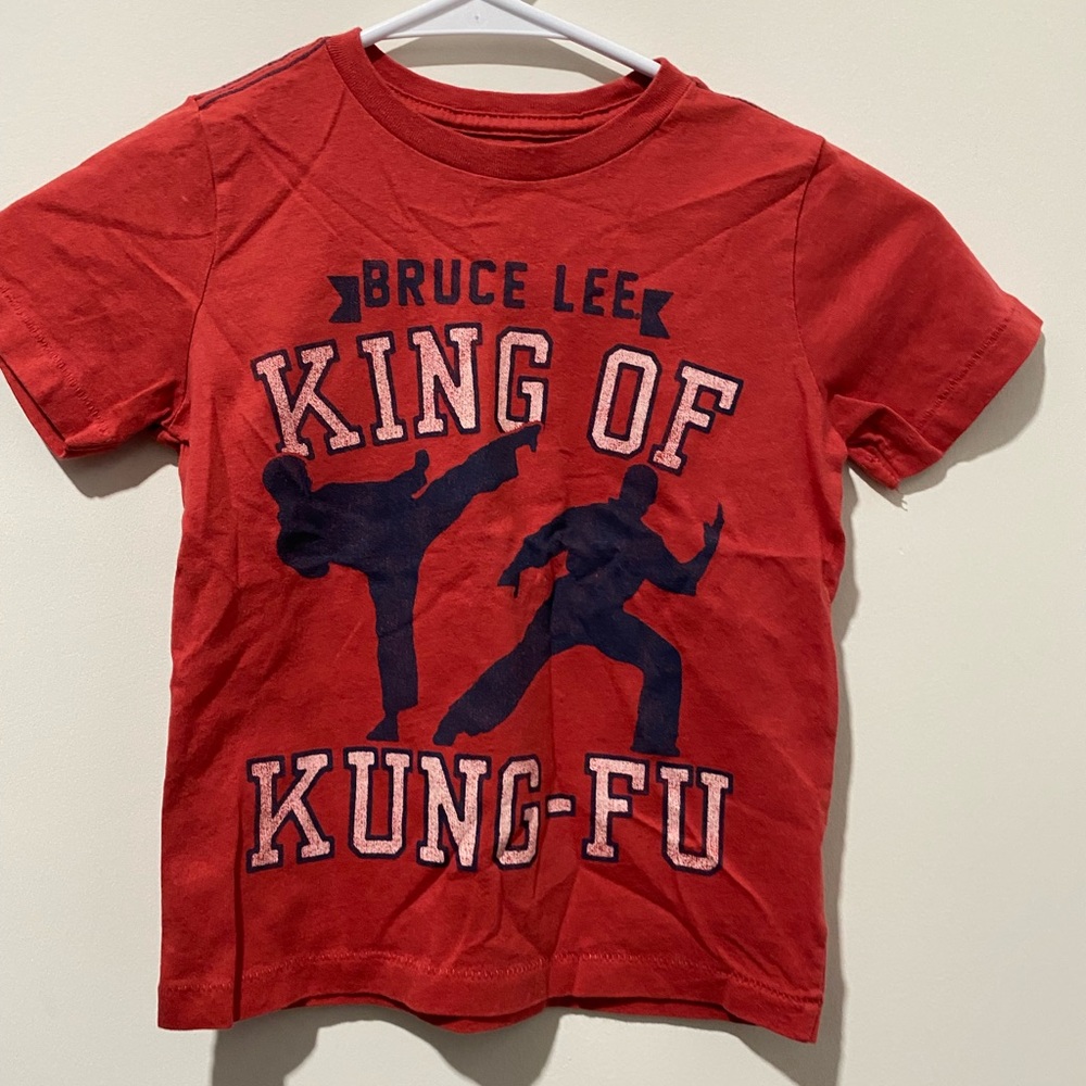 Peek boy’s size 2/3Y  Kids Kung-Fu T-Shirt Guc